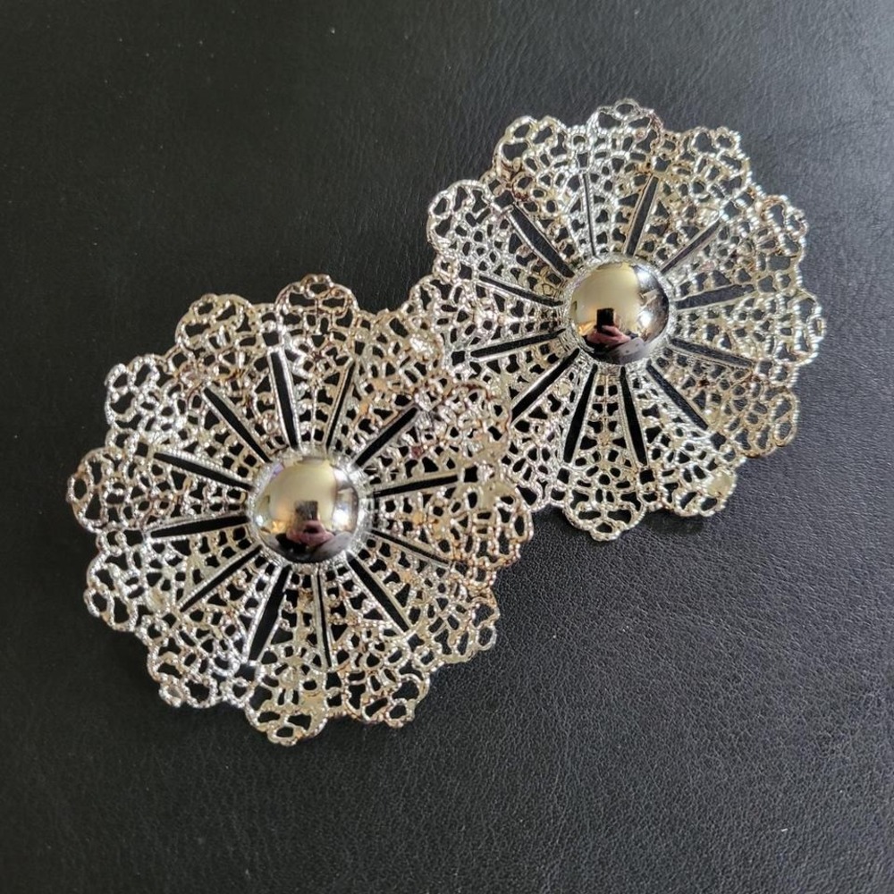 Sarah Coventry Silver Filigree Sunburst Floral Clip On Earrings Grannycore 60s